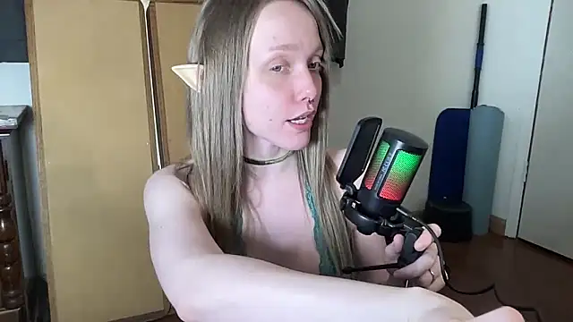ElfGirlAna
