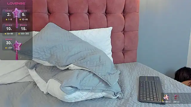 victoria_decapri webcam