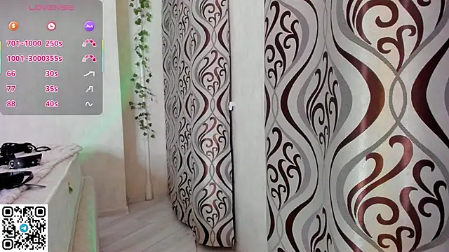 marianneauvil (Ask my age) - slap ass + ass massage