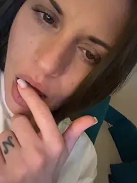 ScarlettNoirr webcam
