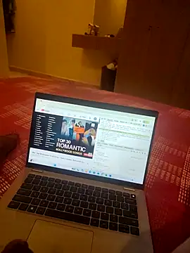 santhoshkannadaboy webcam