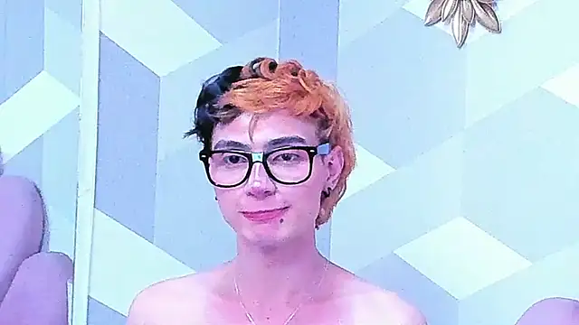 KylieMonnett webcam
