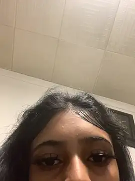 OnlyYours_Leah webcam