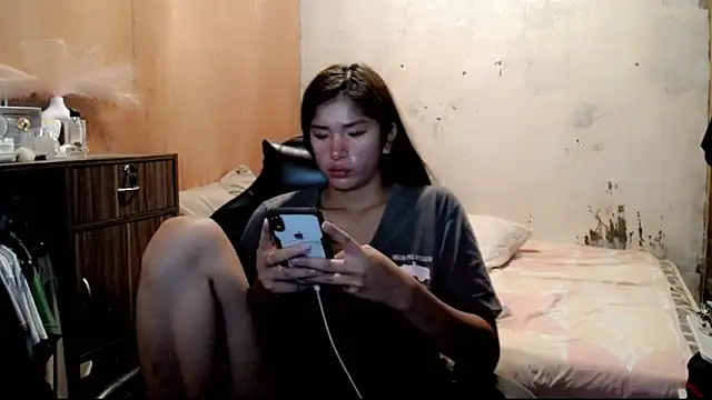 yanaleciousxx webcam
