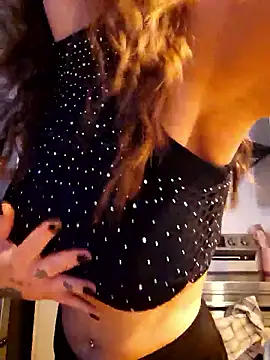 LilyOrion webcam
