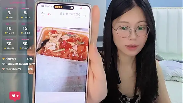 美女Luna-666在线直播