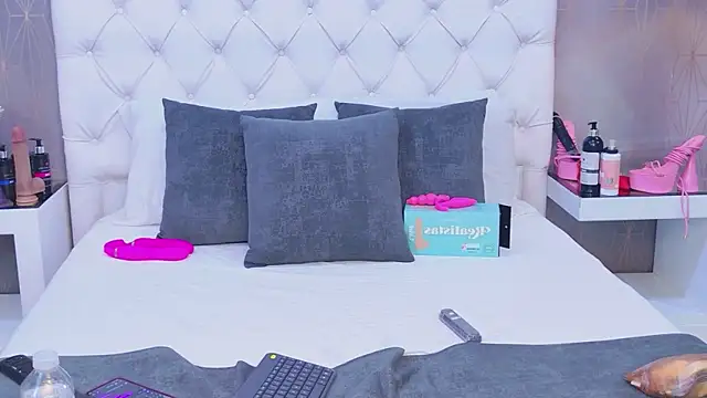 AntonellaEscudero webcam