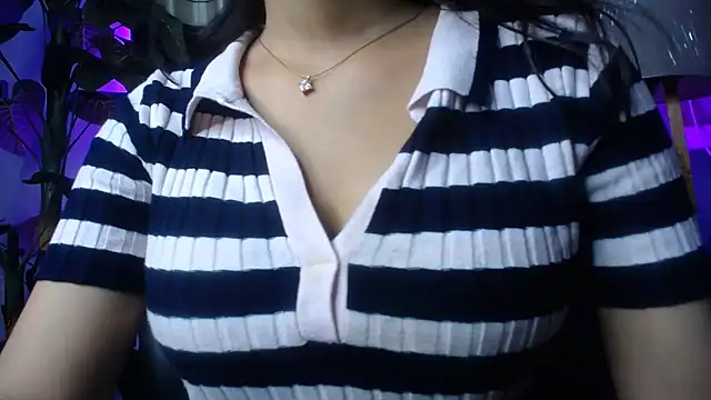 kiara_1122 webcam