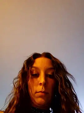 LilyOrion webcam