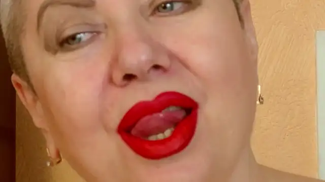 LadyPosh webcam