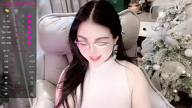 Monica-666888- webcam