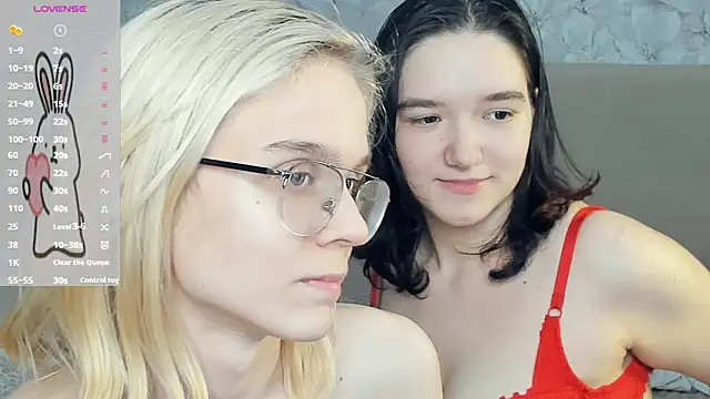 KarinStfleur webcam