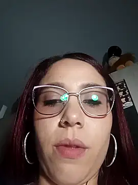 Dayan_white7 webcam