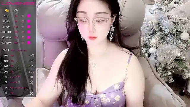 Monica-666888- webcam