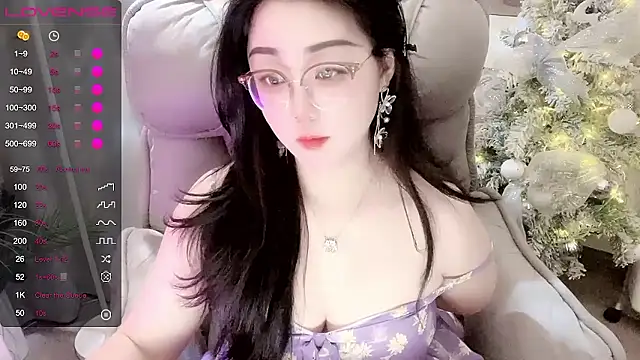 Monica-666888- webcam