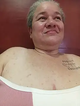 CheekySnowQueen_69 webcam