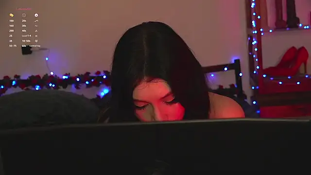 Olivia_Faye webcam