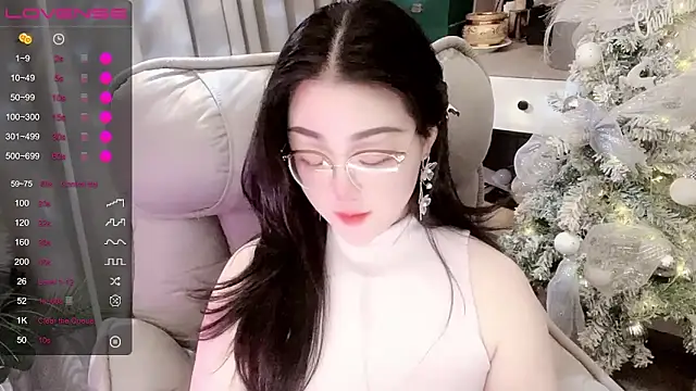 Monica-666888- webcam