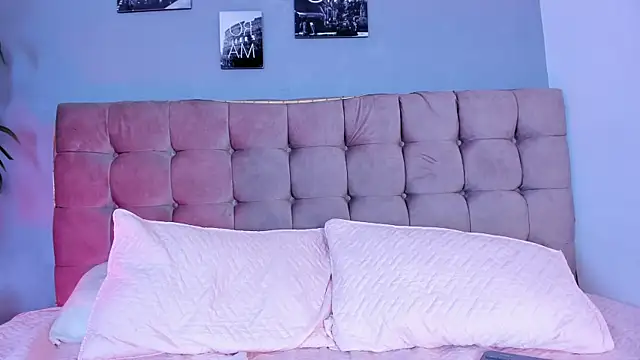 Lizzy_red_ webcam