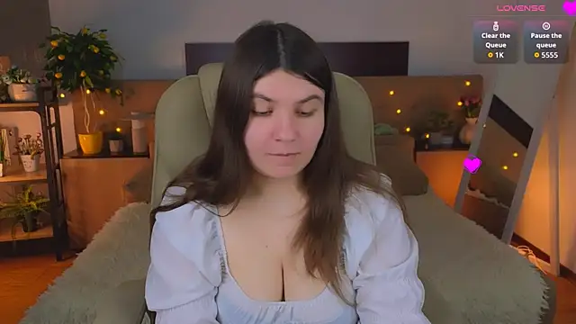 Viola__Shy webcam