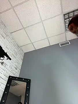 NaughtyNinnaXXX webcam