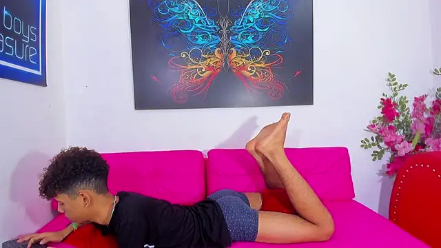 Spicy_guys webcam