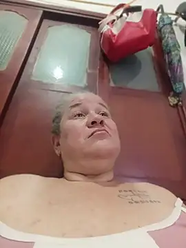 CheekySnowQueen_69 webcam