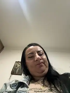 Abril_Luv webcam