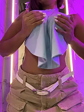 Irina_Velvett webcam