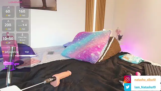 NatashaEgnath webcam