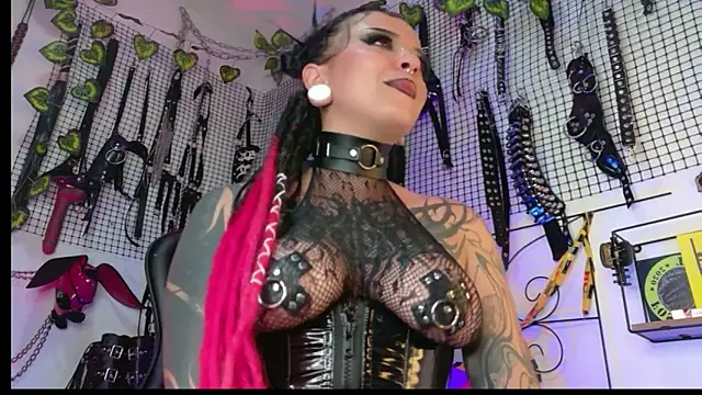 Agatha_BDSM webcam