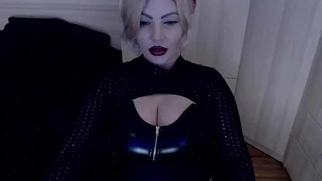 MistressDemi webcam