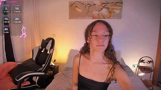 ChloeMoreti webcam