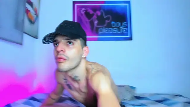 Pleasure_boys_hot webcam