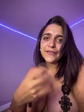 Aliciia777 webcam