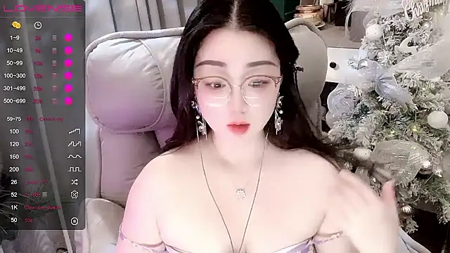 Monica-666888- webcam