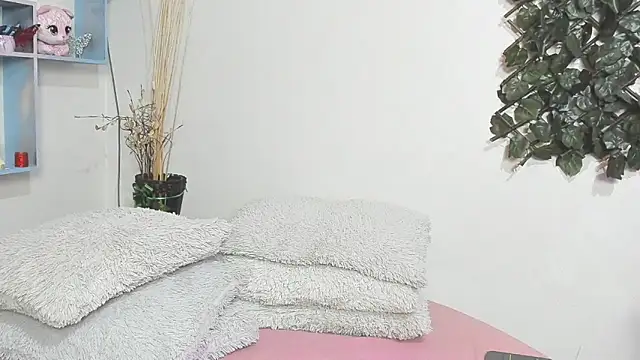sofia_franco_ - Sofia_Franco_'s free webcam - UK Sex Cams