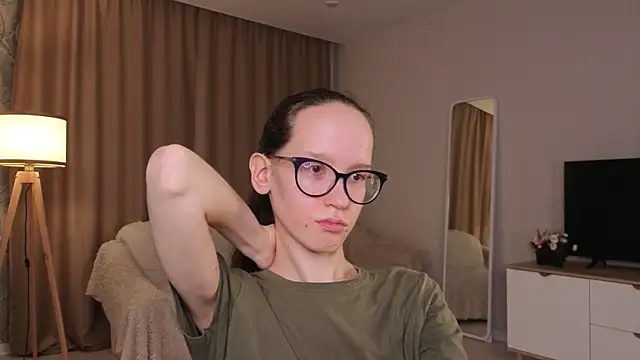 BettyBrowni webcam