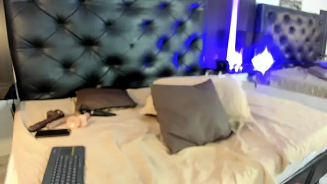 Kymy_marquez webcam