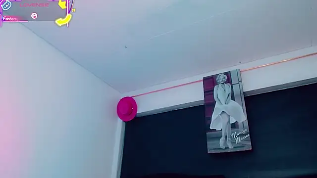 Kendall_hornyy webcam