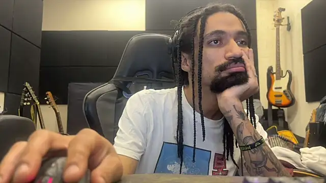 FavelaDaddyCum webcam