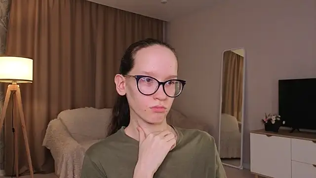 BettyBrowni webcam