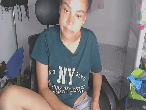 shayna_cute webcam