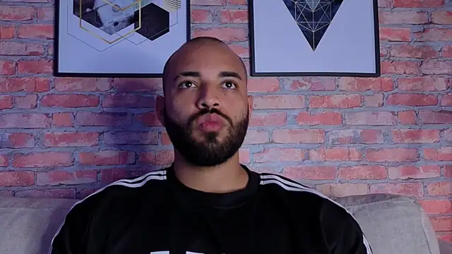 Chris_Varden webcam