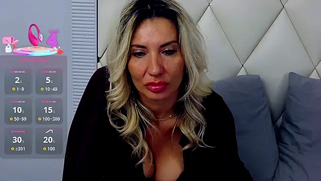 GinaBear webcam