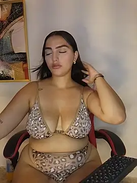 Mia_em webcam