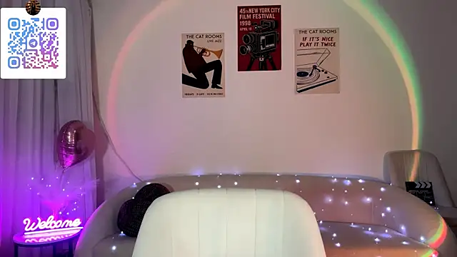 LinaMour webcam