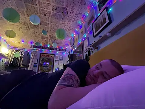 MyCockWantsYourWetVagina webcam