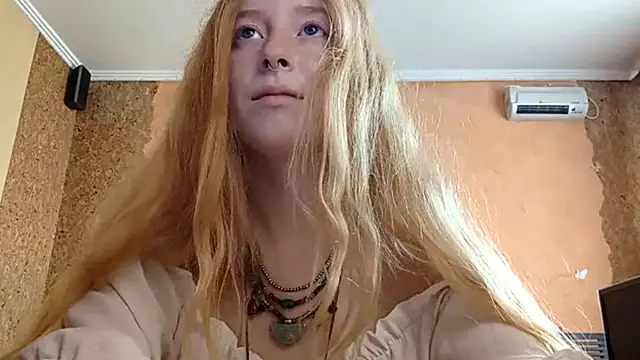 KateVibe_01 webcam