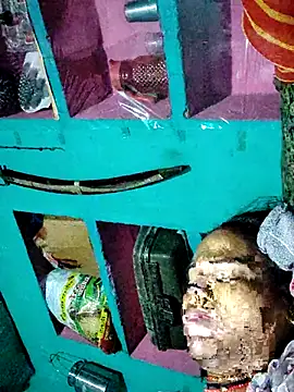 Pooja750 webcam